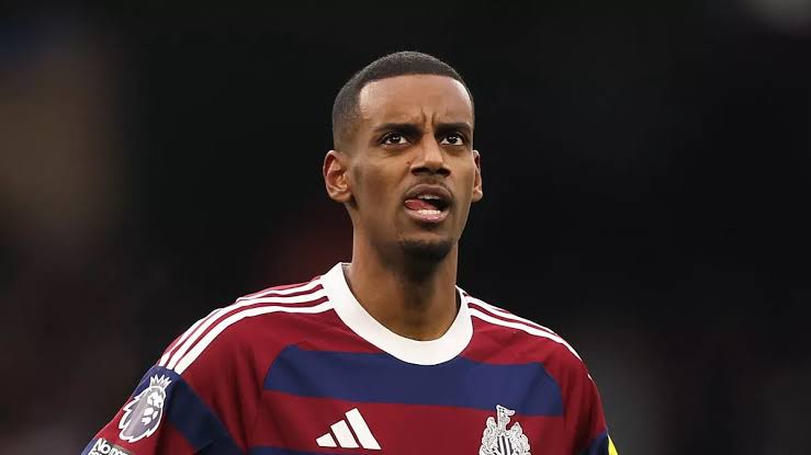 EPL: Chelsea FC poised for Isak transfer following Jackson deal