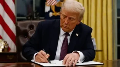 US Sanctions, Oil Blockade Push Iran Deeper Into Economic Crisis as Crude Nears $100